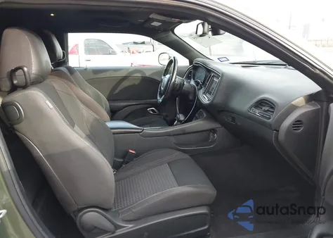 2018 Dodge Challenger Sxt из США, поврежденный, VIN 2C3CDZAG5JH287340